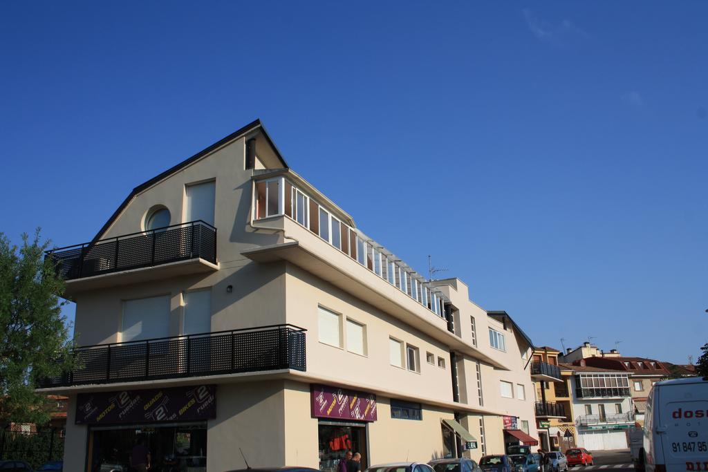 Ar Apartamentos Soto Del Real Номер фото