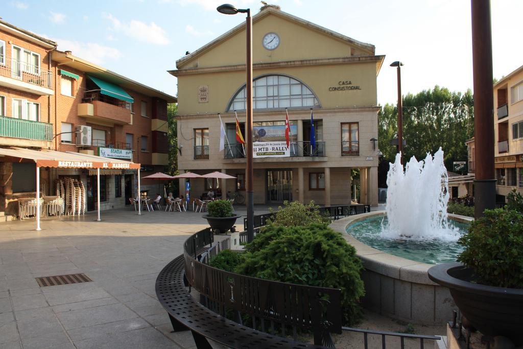Ar Apartamentos Soto Del Real Номер фото